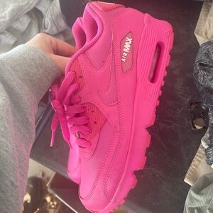 Nike Air Max Women's Bright Pink Sneakers